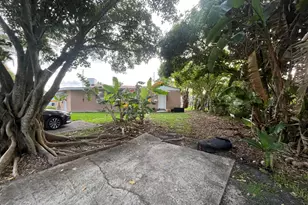 2027 Delphia St, West Palm Beach, FL 33401 - Photo 15