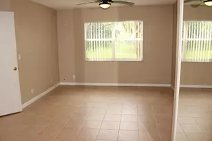 1500 SE Royal Green Cir, Port Saint Lucie, FL 34952 - Photo 9