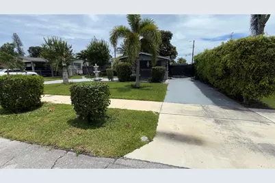 220 NW 20th Street, Pompano Beach, FL 33060 - Photo 21