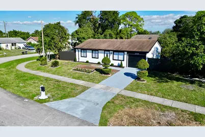 1049 Grandview Circle, Royal Palm Beach, FL 33411 - Photo 37