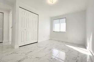 1049 Grandview Cir, Royal Palm Beach, FL 33411 - Photo 25