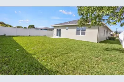 132 NW 11th Avenue, Boynton Beach, FL 33435 - Photo 7