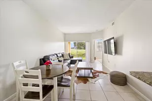 2060 Greenview Shores Blvd, Wellington, FL 33414 - Photo 5
