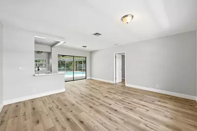 8-10 NE 9th Avenue, Deerfield Beach, FL 33441 - Photo 13