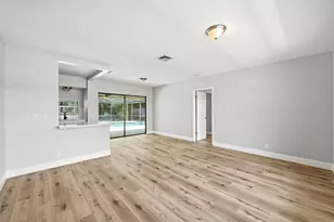 810 NE 9th Ave, Deerfield Beach, FL 33441 - Photo 13