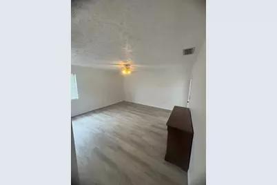 699 Ixoria Avenue, Fort Pierce, FL 34982 - Photo 11