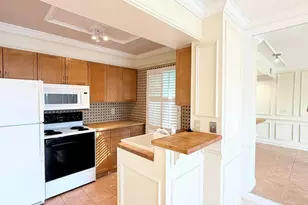 273 Cypress Point Dr, Palm Beach Gardens, FL 33418 - Photo 5