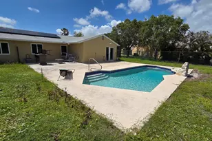 2209 SE East Dunbrooke Cir, Port Saint Lucie, FL 34952 - Photo 19