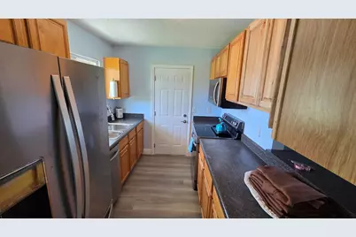 2209 SE East Dunbrooke Circle, Port Saint Lucie, FL 34952 - Photo 5