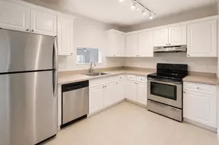 711 N Pine Island Rd, Plantation, FL 33324 - Photo 3