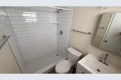 5168 NE 6th Avenue #431, Oakland Park, FL 33334 - Photo 7