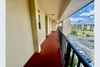 3661 Via Poinciana, Greenacres, FL 33467 - Photo 5