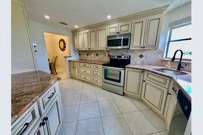 3661 Via Poinciana #615, Greenacres, FL 33467 - Photo 21
