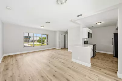 8 NE 9th Avenue, Deerfield Beach, FL 33441 - Photo 7
