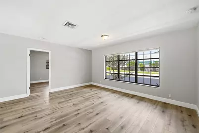 8 NE 9th Avenue, Deerfield Beach, FL 33441 - Photo 13