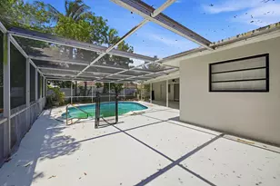 8 NE 9th Ave, Deerfield Beach, FL 33441 - Photo 33