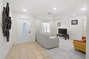 325 NW Dearman St, Port Saint Lucie, FL 34983 - Photo 5