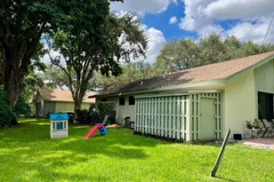 4075 N Palm Forest Dr Dr N, Delray Beach, FL 33445 - Photo 19