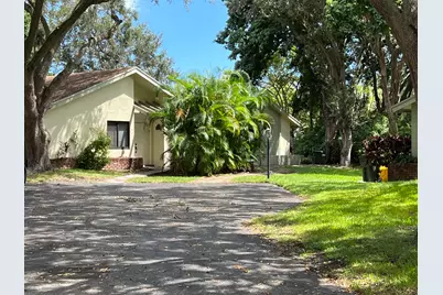 4075 N Palm Forest Dr Drive N, Delray Beach, FL 33445 - Photo 25