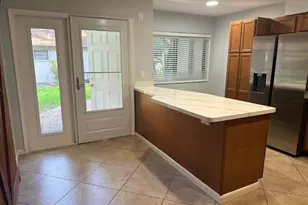 4075 N Palm Forest Dr Dr N, Delray Beach, FL 33445 - Photo 3