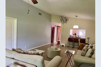 4075 N Palm Forest Dr Drive N, Delray Beach, FL 33445 - Photo 17