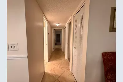 1252 Club Drive W #D, Delray Beach, FL 33445 - Photo 9