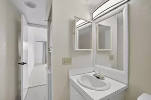 4174 Inverrary Dr, Lauderhill, FL 33319 - Photo 13