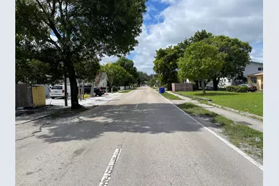 2243 Polk Street, Hollywood, FL 33020 - Photo 9