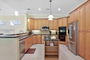 9190 Spring Time Dr, Vero Beach, FL 32963 - Photo 9