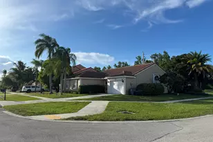 18750 Caspian Cir, Boca Raton, FL 33496 - Photo 3
