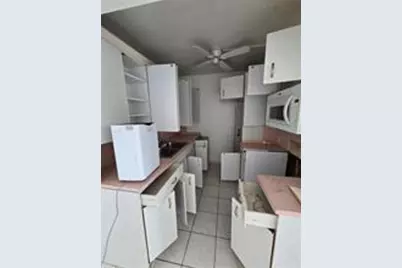 4058 E Harwood E #4058, Deerfield Beach, FL 33442 - Photo 5
