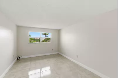 2651 E Sunrise Lakes Drive E #308, Sunrise, FL 33322 - Photo 9