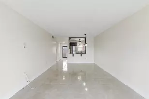 2651 E Sunrise Lakes Dr E, Sunrise, FL 33322 - Photo 5