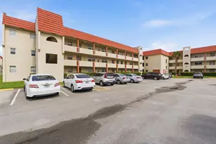 2651 E Sunrise Lakes Dr E, Sunrise, FL 33322 - Photo 13