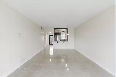 2651 E Sunrise Lakes Drive E #308, Sunrise, FL 33322 - Photo 5