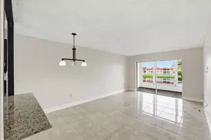 2651 E Sunrise Lakes Dr E, Sunrise, FL 33322 - Photo 3