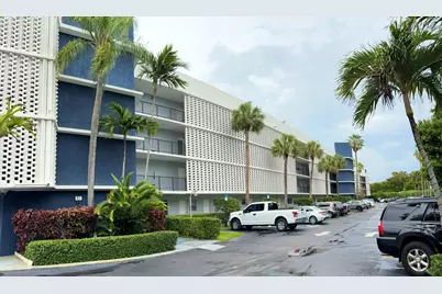 879 NE 195th Street #227, Miami, FL 33179 - Photo 1