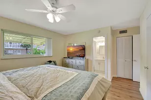2121 NE 1st Ct, Boynton Beach, FL 33435 - Photo 11