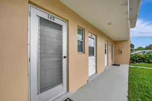 2121 NE 1st Ct, Boynton Beach, FL 33435 - Photo 17