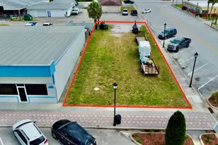 320 SW Park St, Okeechobee, FL 34972 - Photo 1