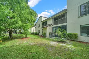 3287 Cocoplum Cir, Coconut Creek, FL 33063 - Photo 17