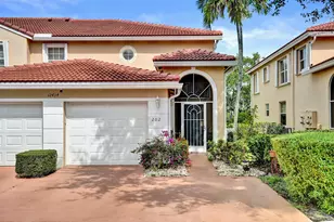 12434 Crystal Pointe Dr, Boynton Beach, FL 33437 - Photo 5