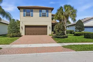 127 SE Courances Dr, Port Saint Lucie, FL 34984 - Photo 1