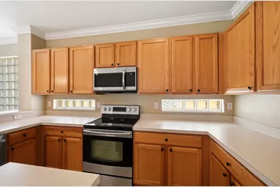 421 Gazetta Way, West Palm Beach, FL 33413 - Photo 15
