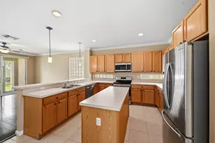 421 Gazetta Way, West Palm Beach, FL 33413 - Photo 11