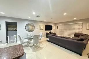 7932 Tropicana St, Miramar, FL 33023 - Photo 7