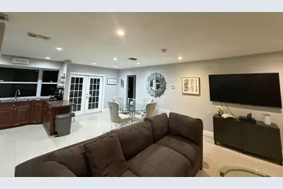 7932 Tropicana Street, Miramar, FL 33023 - Photo 5