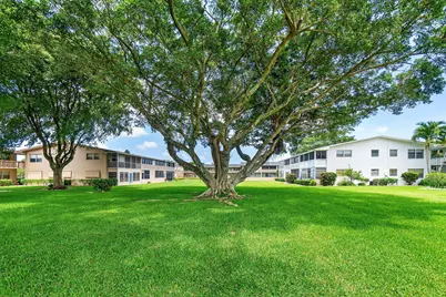 57 Canterbury, West Palm Beach, FL 33417 - Photo 25