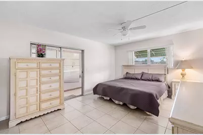 57 Canterbury, West Palm Beach, FL 33417 - Photo 15