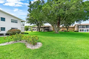 57 Canterbury, West Palm Beach, FL 33417 - Photo 23